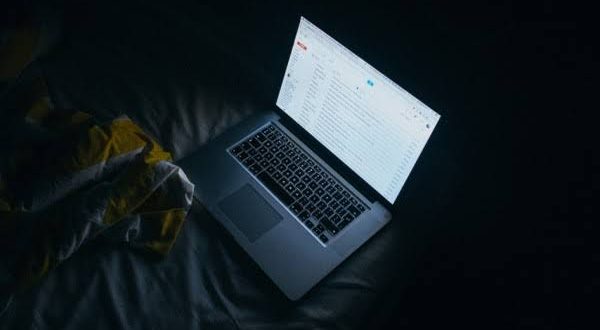 main-laptop-1-600x330